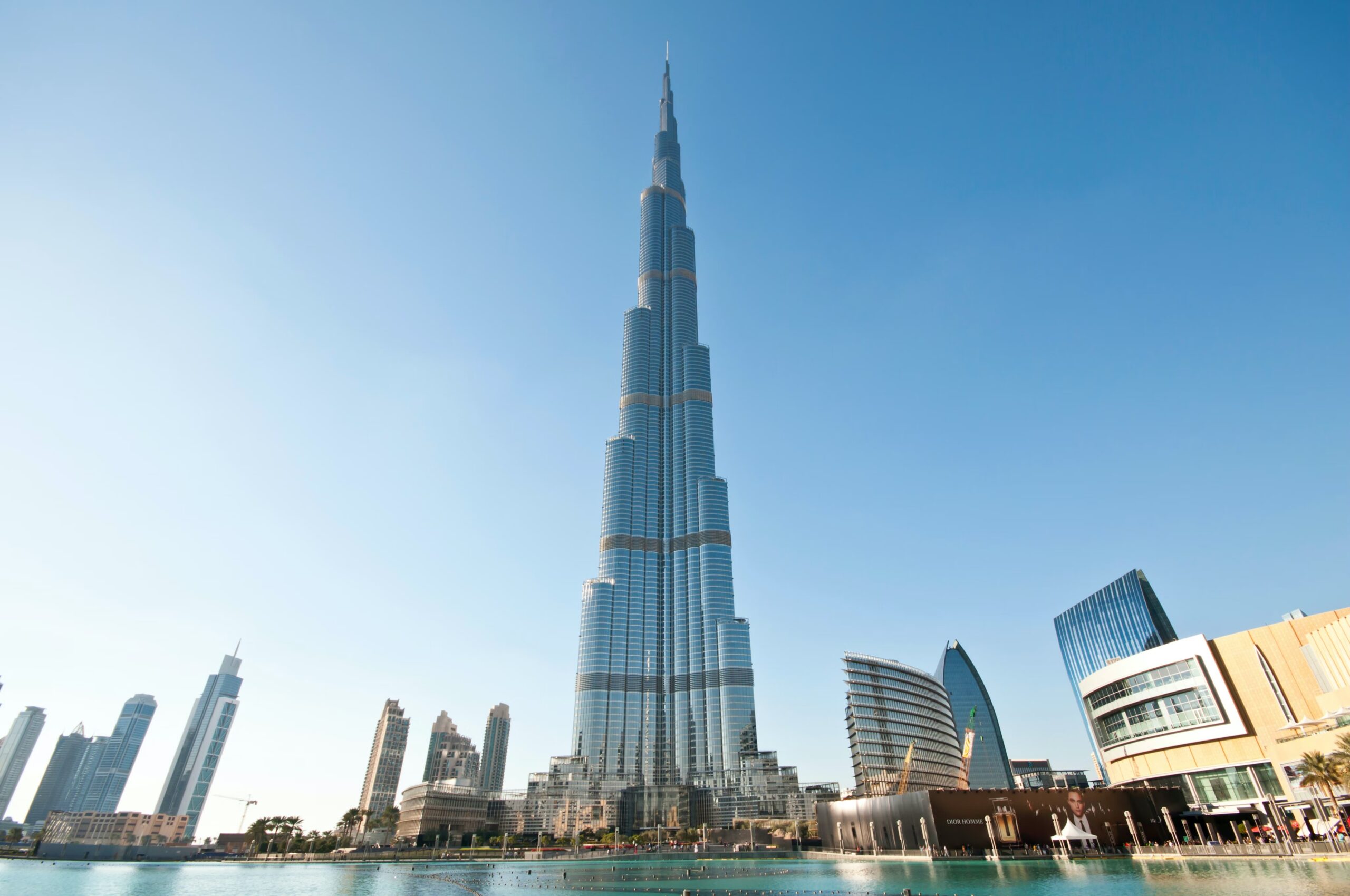 Tòa tháp cao nhất thế giới Burj Khalifa